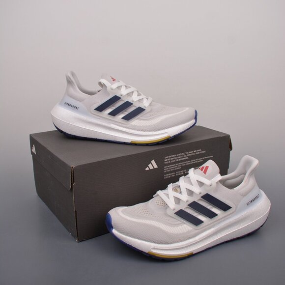 Adidas Ultra Boost Light Gray Blue - Picture 1 of 9